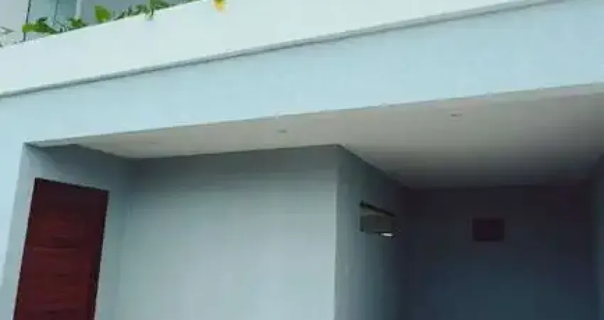 Casa com 3 dormitórios sendo 1 suíte maste com closet na praia do francês - 186m²