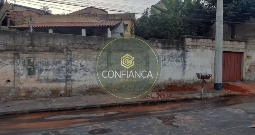Casa com 2 quartos à venda no Jardim Vitória, Belo Horizonte 