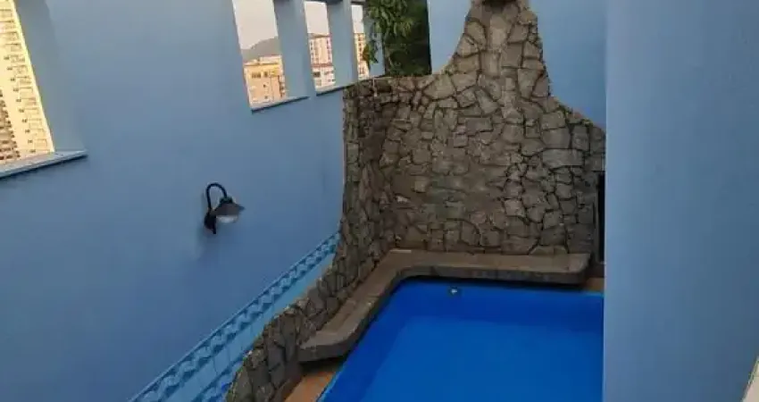 Apartamento Duplex com Solarium, piscina e churrasqueira privativa, Ponta Praia.