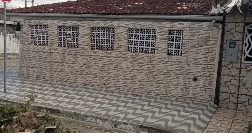Casa com 2 quartos à venda na Rua Particular Esportista Ademilson Coelho, 60, Cidade Ocian, Praia Grande
