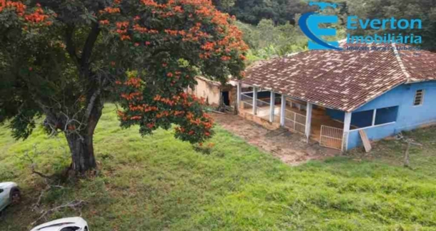 Fazenda à venda na Área Rural de Araguari, Araguari 