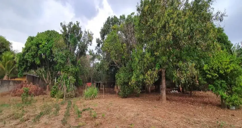 Excelente Área com 10.000 m² no Bairro Parque das Américas;