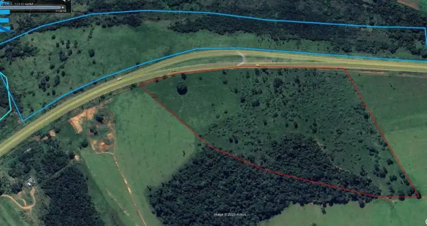 Área Comercial de 48 hectares à venda em Uberlândia-MG: Oportunidade única de investimento!