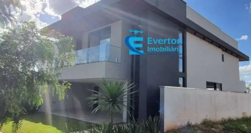 Casa em 2 pavimentos, alto padrão, 285m², em terreno de 371m², no Tamboré Uberlândia.