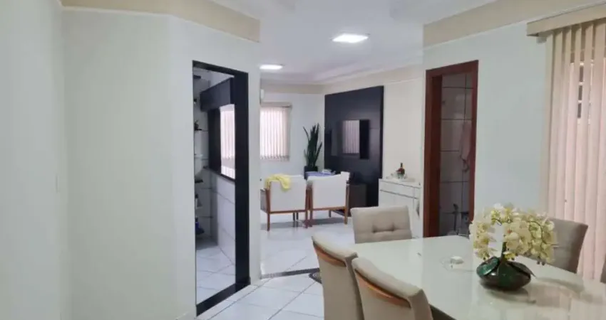 Casa de 215 m², com 3/4 (1 suíte), cômodos grandes e com área gourmet completa.