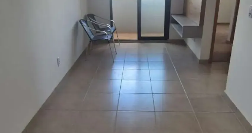 Apto de 2/4 em condomínio com elevador e infraestrutura de lazer completa.