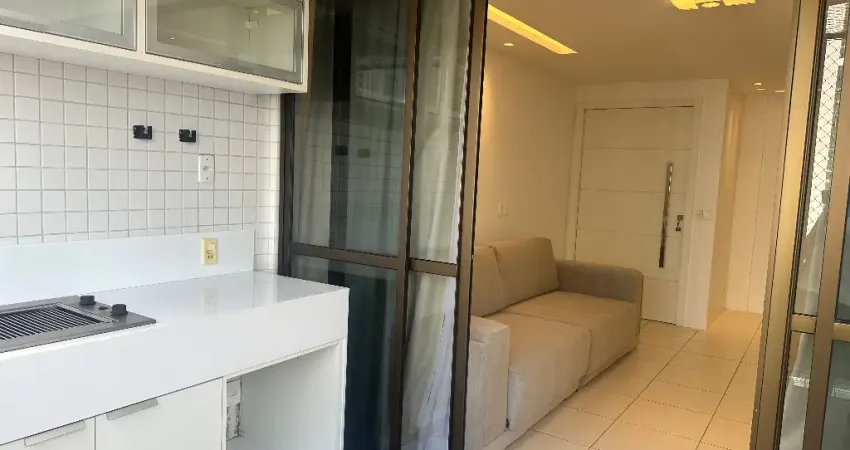 4 quartos, 2 suites  na  melhor localização do Rosarinho!