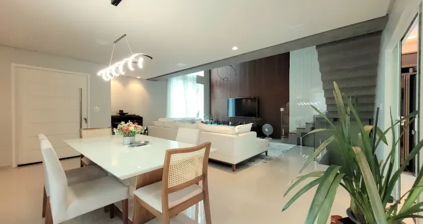 Uma casa toda montada pra chegar e morar. traga apenas as coisas pessoais.