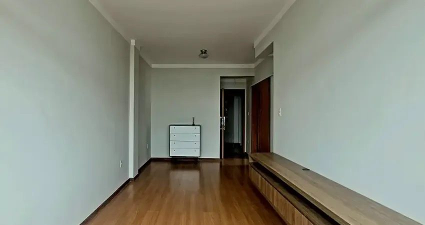 Lindo apartamento, prédio novo com elevador, box individual e garagem
