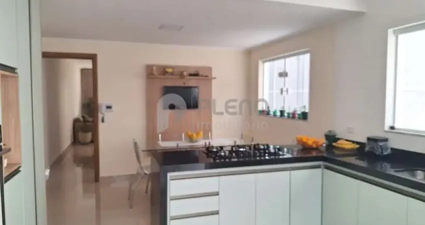 Casa com 3 quartos à venda na Rua São Manoel, 382, Vila Galvão, Guarulhos