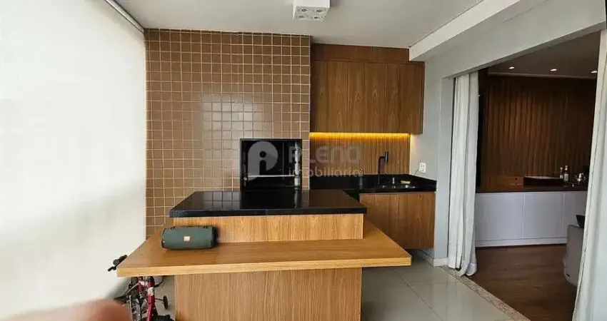 Apartamento reformado de 118 metros com 3 dormitórios e com varanda gourmet