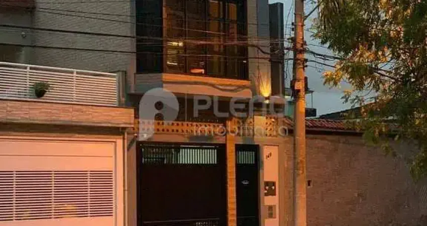 Casa com 5 quartos à venda na Rua Alfredo Abrantes, 149, Jardim Guanca, São Paulo