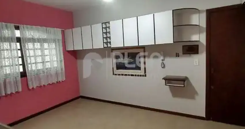 Casa com 3 quartos à venda na Rua Antônio Pires, 201, Vila Albertina, São Paulo