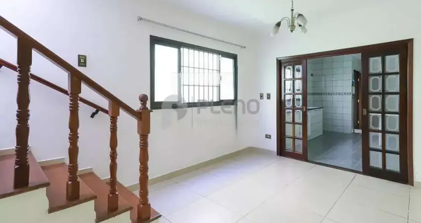 Casa com 3 quartos para alugar na Rua Peres Júnior, 40, Vila Vitório Mazzei, São Paulo