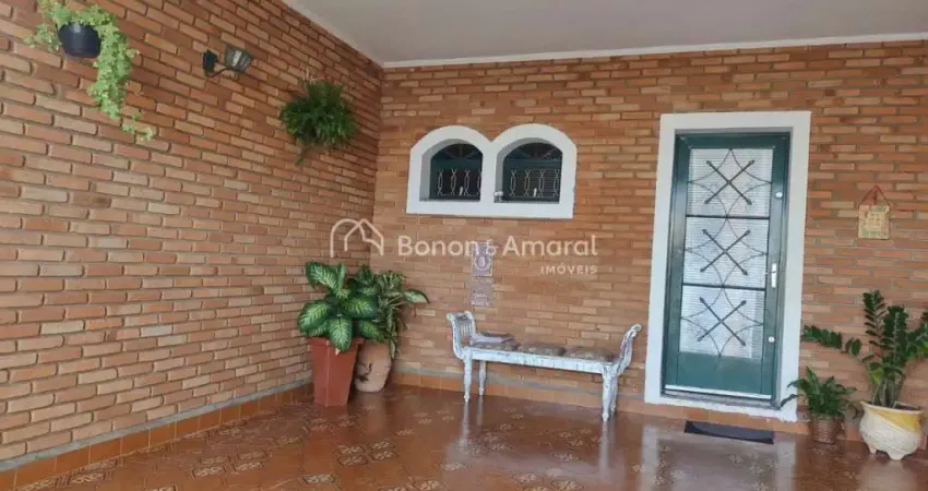 Casa com 3 quartos à venda na Rua Pascoal Notte, 173, Parque Taquaral, Campinas