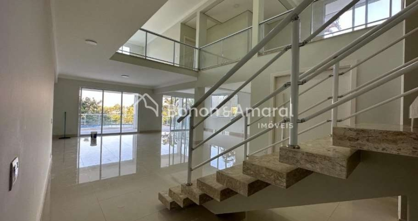 **Linda Casa à Venda em Valinhos - Conforto, Espaço e Localização Privilegiada**