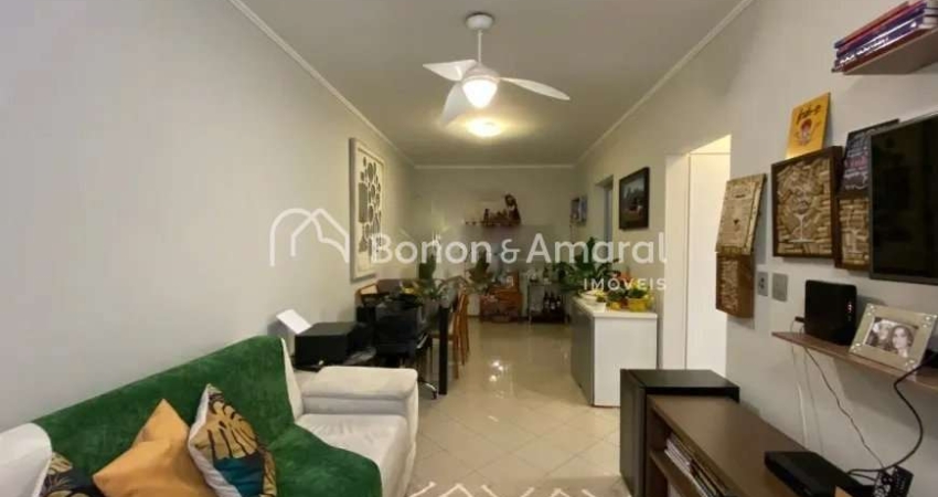 Apartamento à venda com 1 dormitório, 48 m², Ed. Presciliana, Cambuí
