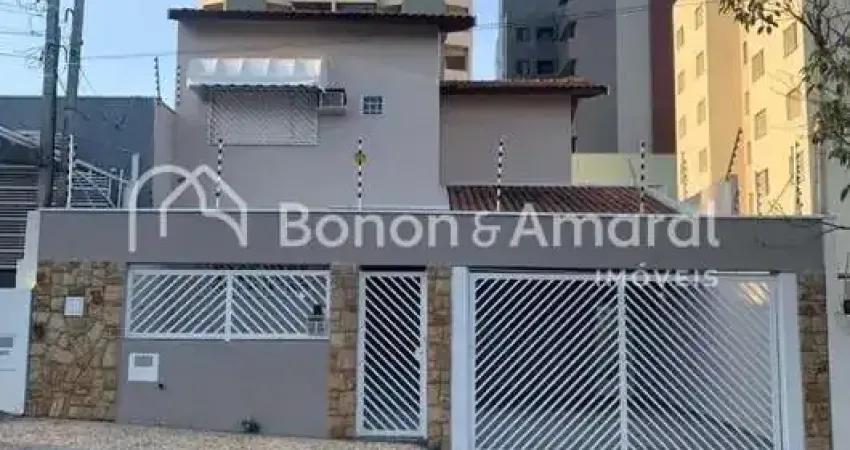 Sobrado com 3 Quartos e 4 banheiros à Venda, Bonfim