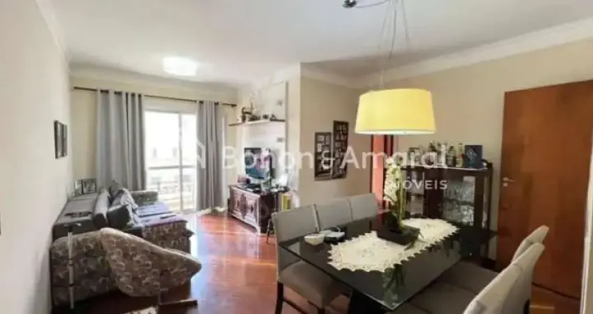 Amplo apartamento à venda com 3 quartos sendo 1 suíte, 3 banheiros, 2 vagas 105m² - Bosque