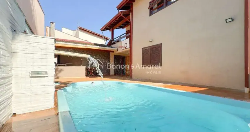 Amplo sobrado no condomínio clube Okinawa em Paulínia com terreno diferenciado - 4 quartos, suíte com closet, escritório, piscina, área gourmet, 4 vagas, ar-condicionado
