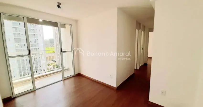 Conforto e Vista Privilegiada em Condomínio Completo!
