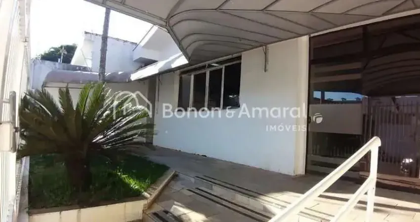 Imóvel Comercial com 441 m² e 17 salas, terreno de 800,00 metros no Jardim Chapadão - Campinas/SP