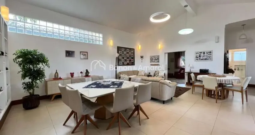 Casa à venda com elevador no condomínio okinawa - paulínia/sp