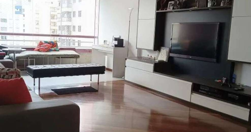 BROOKLIN COM DESIGN MODERNOE ELEGANTE, LIVING INTEGRADO MUITA  LUMINOSIDADE