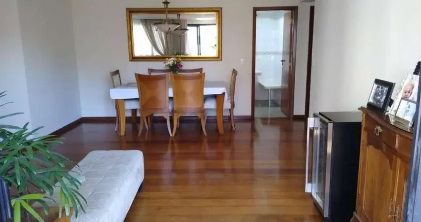 MOEMA PÁSSAROS SUPER CONSERVADO COM UMA VARANDA SUPER GOSTOSA E LAZER TOTAL
