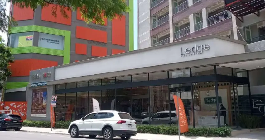 STUDIO DE ALTÍSSIMO PADRÃO- LOCAL NOBRE-PARA INVESTIR OU MORAR- ÚNICO !!!