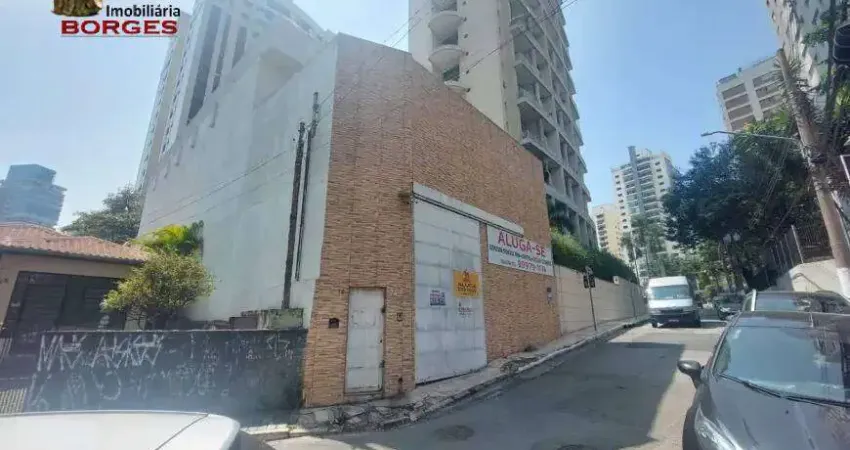 Prédio com 5 salas para alugar na Rua Indiaroba, Vila Nova Conceição, São Paulo