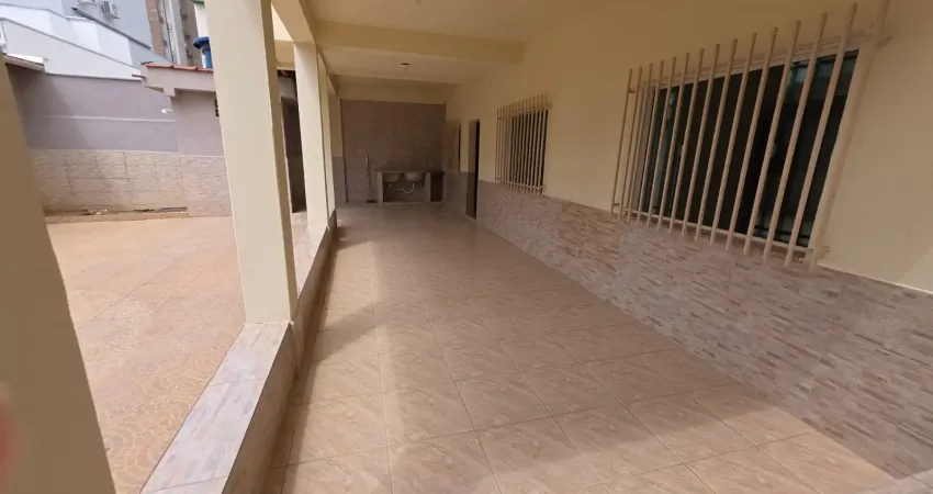 Casa com 5 quartos à venda na Cidade Nobre, Ipatinga 