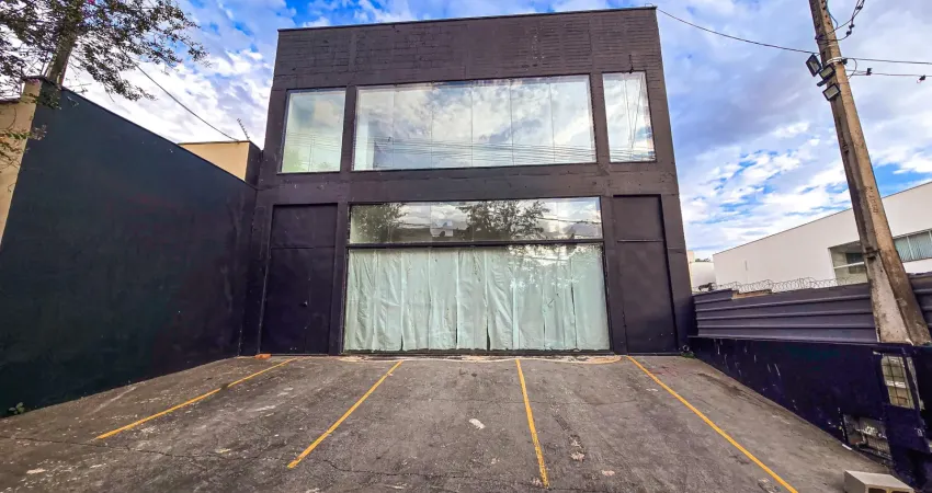 Excelente salão próximo ao hospital unimed e cassio paschoal padovani