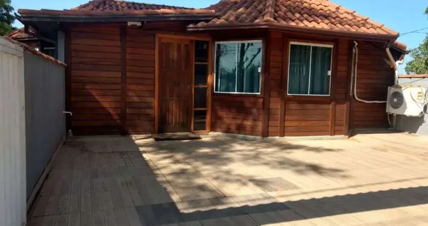 Duas Casas à venda, por R$ 530.000 - Extensão Serramar - Rio das Ostras/RJ