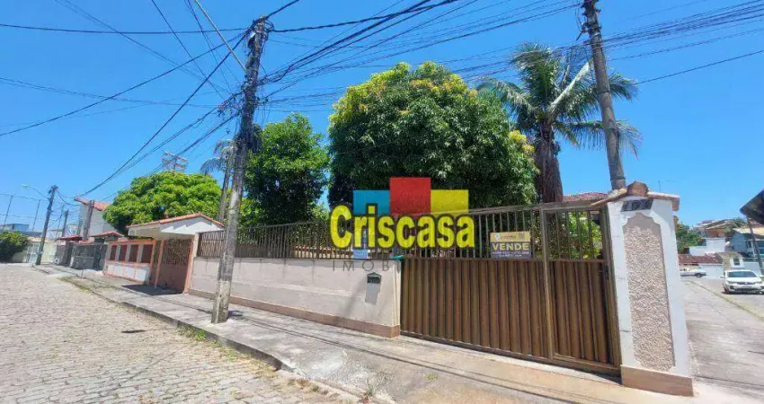 Casa com 3 dormitórios à venda, 220 m² por R$ 700.000,00 - Novo Rio Das Ostras - Rio das Ostras/RJ
