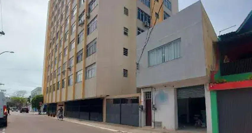 Ponto comercial para alugar na Rua Euzébio de Queiroz, 375, Centro, Macaé