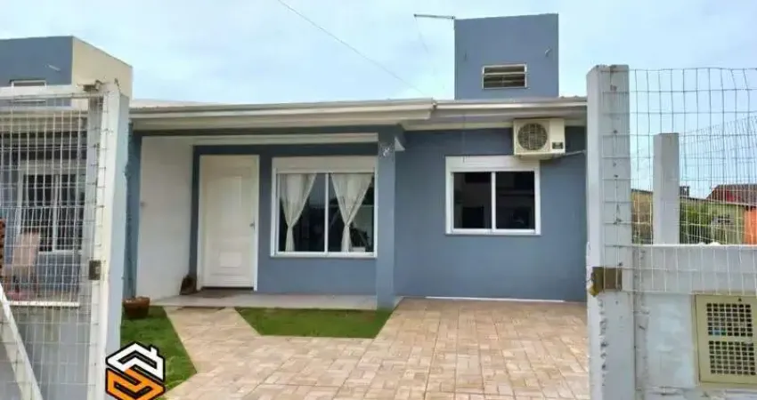 Geminado em alvenaria localizado na praia de santa terezinha - imbé