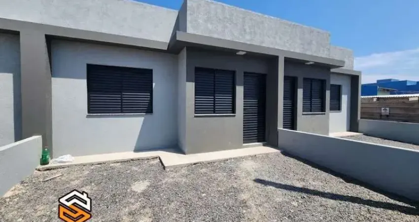 Excelente oportunidade. casa geminada à venda na praia de marisul em imbé.