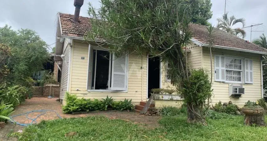 Casa com 3 quartos à venda na Vila Nova, Novo Hamburgo 