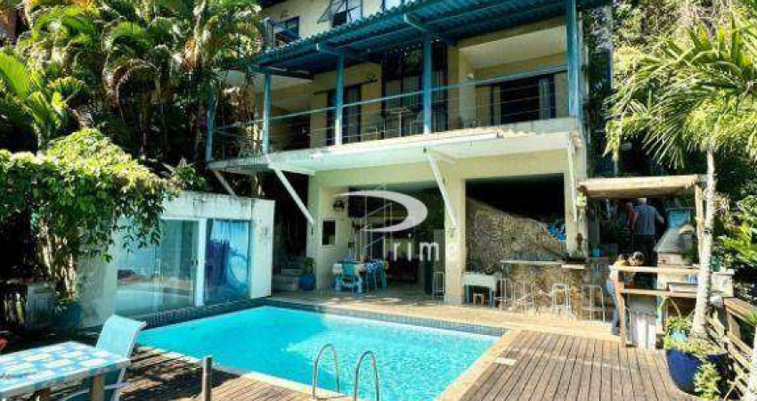 Casa com 4 dormitórios, 520 m² - venda por R$ 1.700.000,00 ou aluguel por R$ 9.900,00/mês - Itacoatiara - Niterói/RJ