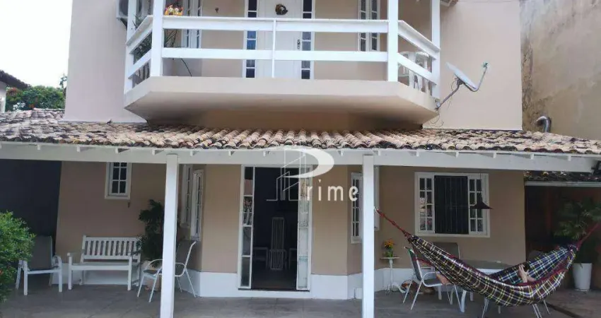Casa com 4 dormitórios à venda, 300 m² por R$ 780.000,00 - Piratininga - Niterói/RJ