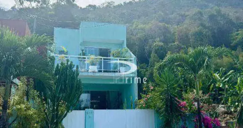 Casa com 4 dormitórios à venda, 140 m² por R$ 850.000,00 - Piratininga - Niterói/RJ
