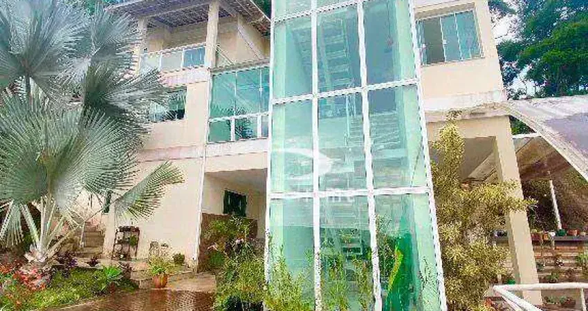 Casa com 3 dormitórios à venda, 322 m² por R$ 1.500.000,00 - Itaipu - Niterói/RJ
