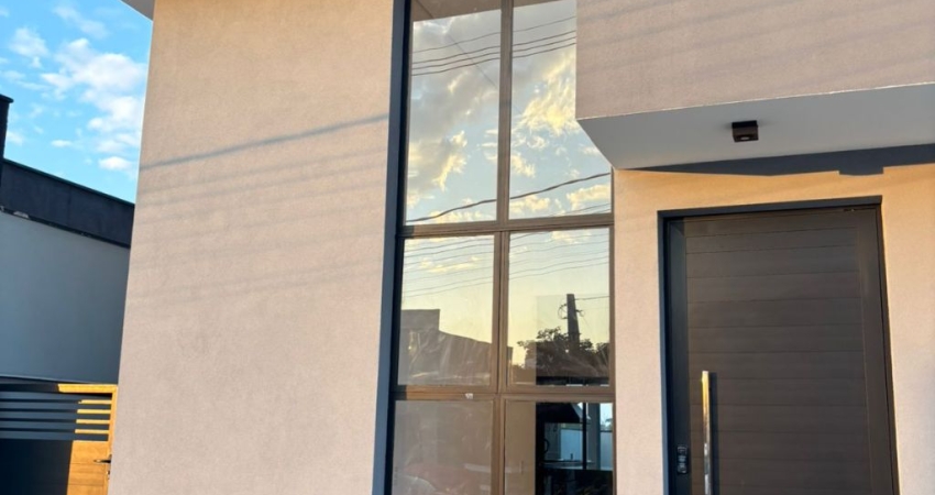 CASA EM CONDOMINIO FECHADO A VENDA