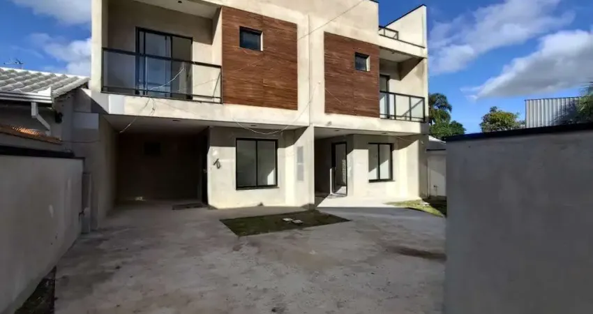 Casa com 3 quartos à venda na Hugo Gusso, 383, Capão Raso, Curitiba