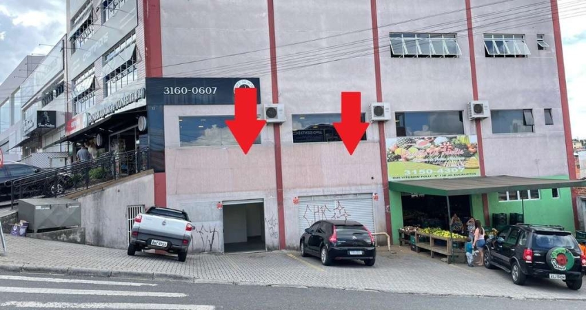 Ponto comercial para alugar na Rua dos Eucaliptos, 117, Maracanã, Colombo