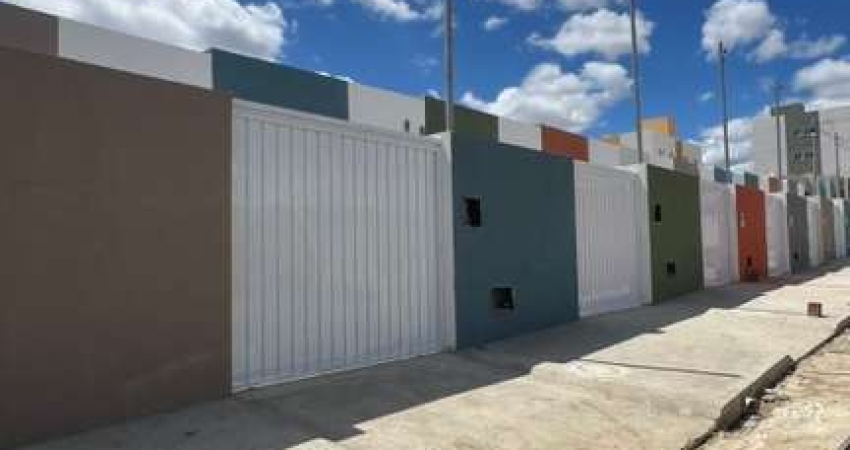 Casa para Venda em Campina Grande, Três Irmãs, 2 dormitórios, 1 banheiro, 1 vaga