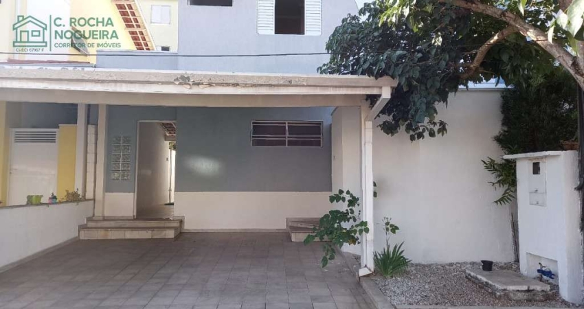 Casa com 3 quartos à venda na Rua Voluntário Benedito Sérgio, Estiva, Taubaté