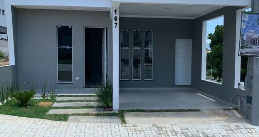 Casa com 3 quartos à venda na Rua Advogado José Penna Florençano, 26, Morada dos Nobres, Taubaté