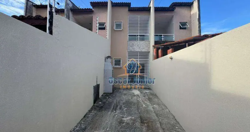 Casa Duplex com 3 Quartos (2 Suítes) + Wc Social  à Venda, 87 m² por R$ 210.000 - Novo Oriente - Maracanaú/CE